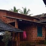 श्रीम.सावित्री सिताराम नाणारकर यांच्या जागेत घरकुल बांधणे.